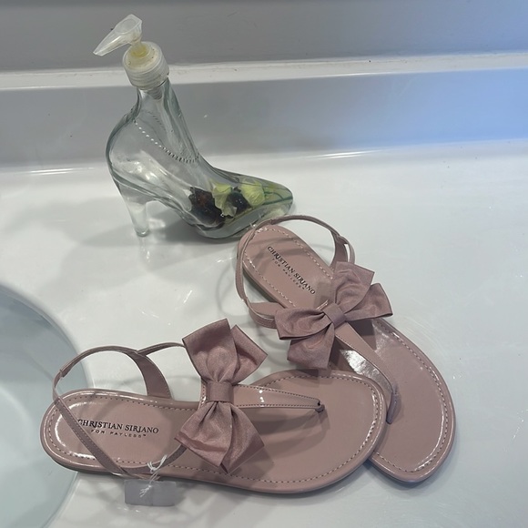 (NWT) MUST HAVE 🥰 CHRISTIAN SIRIANO SLIPPERS CUTE - Picture 3 of 5
